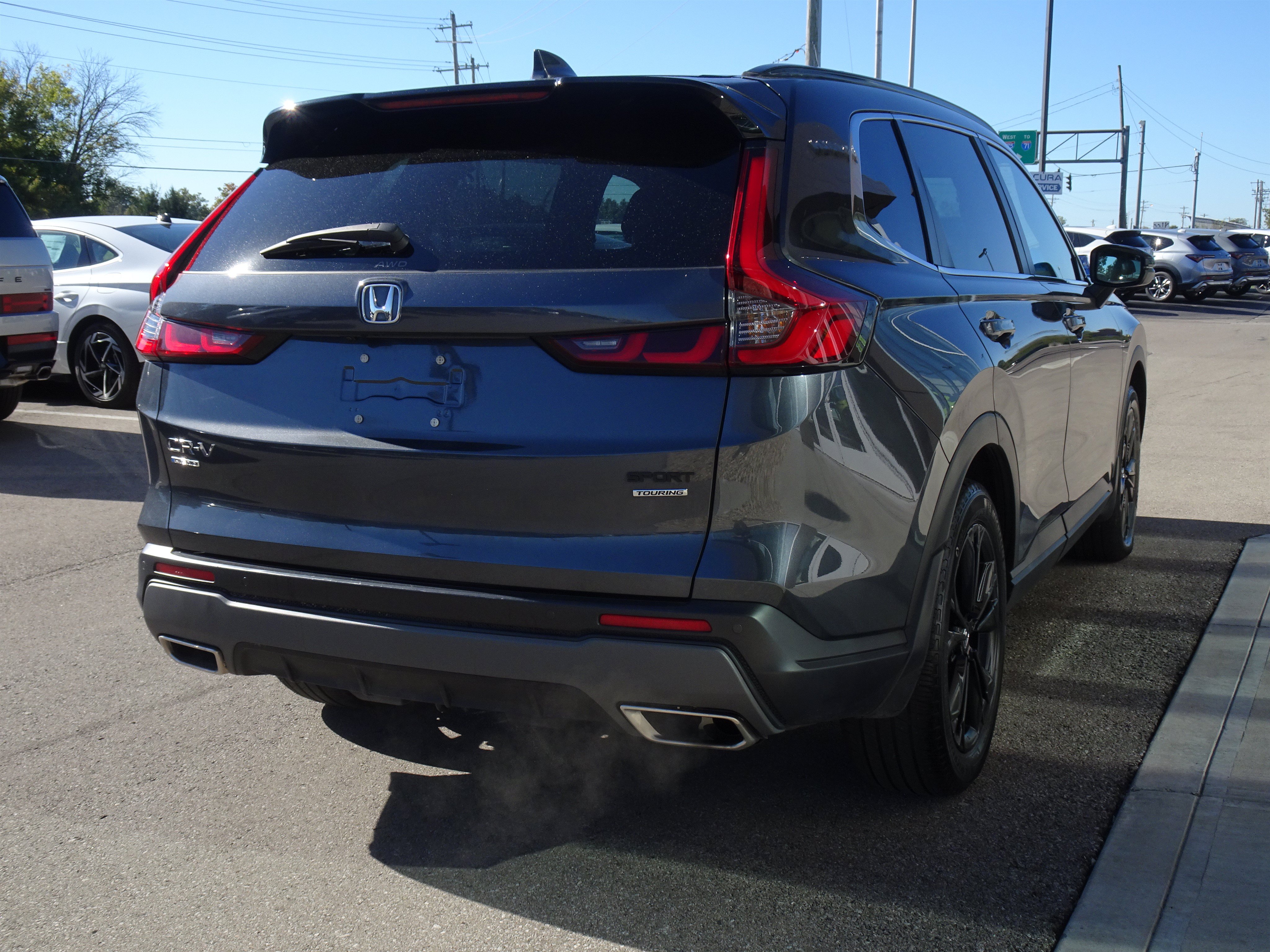 Used 2024 Honda CR-V Sport Touring image 5