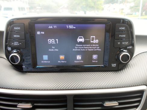 Used 2019 Hyundai Tucson SE image 15