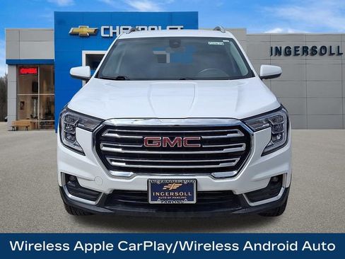 Used 2023 GMC Terrain SLT image 22