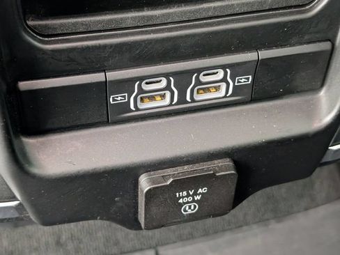 Used 2021 RAM 1500 Laramie AWD/4WD image 24