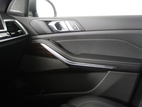 Certified 2026 BMW X5 sDrive40i image 30