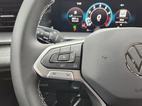 New 2026 Volkswagen Tiguan S image 16