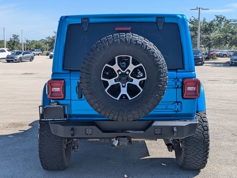 Used 2021 Jeep Wrangler Unlimited Rubicon AWD/4WD image 6