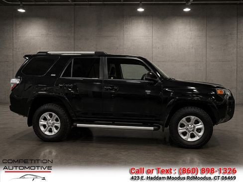 Used 2019 Toyota 4Runner SR5 AWD/4WD image 1