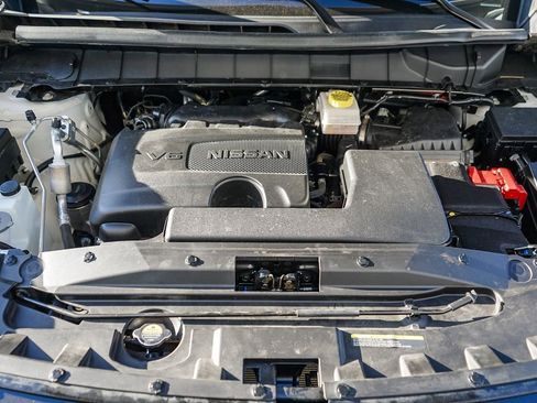 Used 2024 Nissan Pathfinder SL image 25