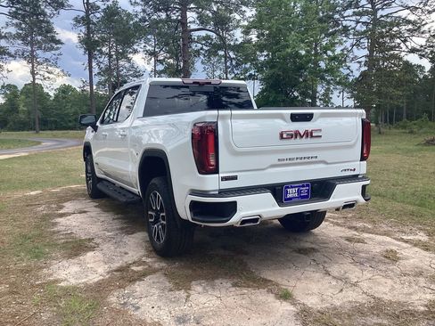 New 2026 GMC Sierra 1500 AT4 w/ AT4 Premium Package AWD/4WD image 3