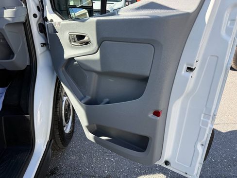 Used 2019 Ford Transit 150 148 Low Roof RWD image 28