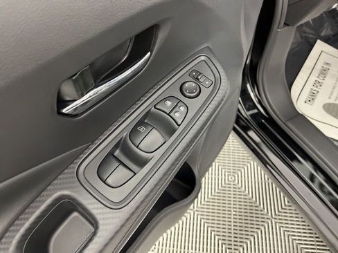 New 2025 Nissan Versa SV w/ Trunk Package image 33