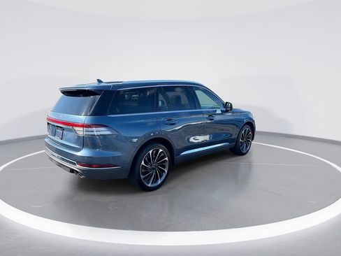 Used 2020 Lincoln Aviator Reserve w/ Equipment Group 202A AWD/4WD image 8