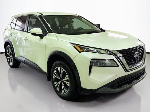 Used 2022 Nissan Rogue SV image 32