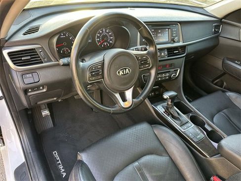 Used 2016 Kia Optima EX image 9