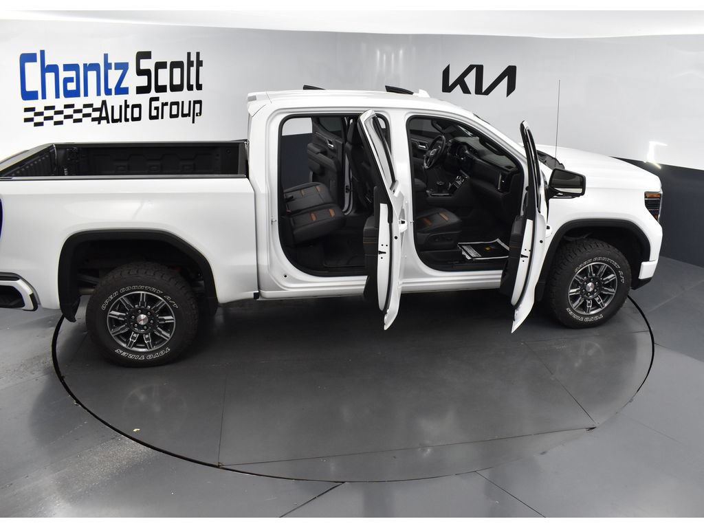 Used 2024 GMC Sierra 1500 AT4 AWD/4WD image 32
