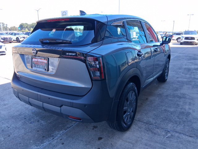 Used 2025 Nissan Kicks S FWD image 8