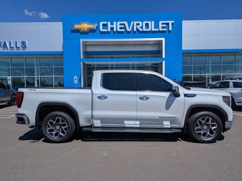 Certified 2022 GMC Sierra 1500 SLT w/ SLT Premium Package AWD/4WD image 38
