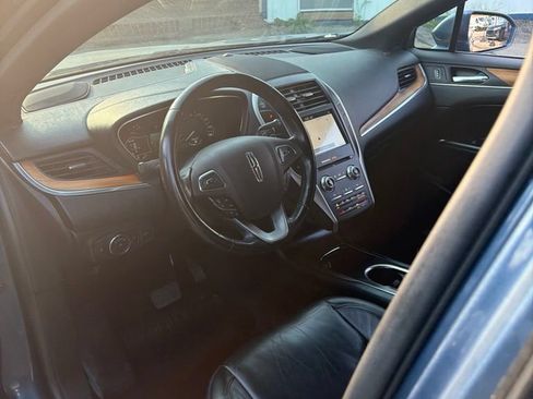 Used 2018 Lincoln MKC Select w/ Select Plus Package AWD/4WD image 10