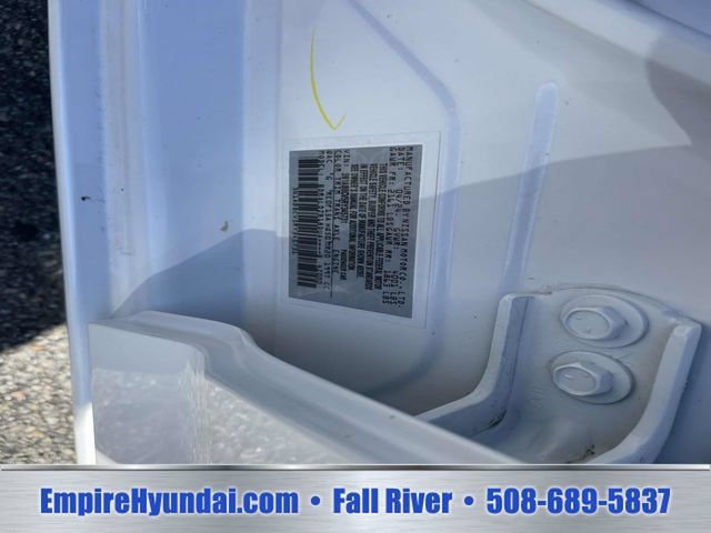 Used 2024 Nissan Sentra SV FWD image 19