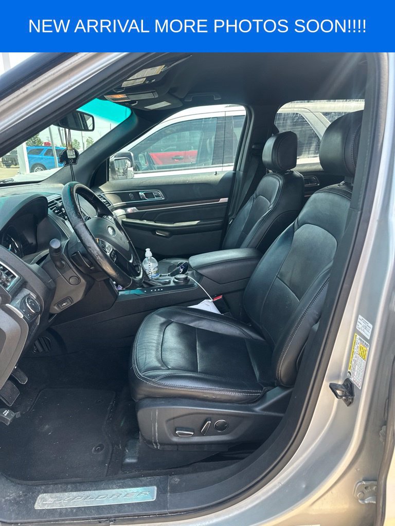 Used 2016 Ford Explorer Limited AWD/4WD image 6