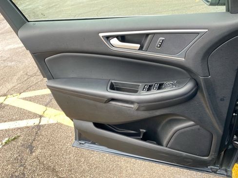 Used 2024 Ford Edge SEL w/ Convenience Package image 21