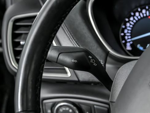 Used 2017 Lincoln MKX Reserve w/ Lincoln MKX Climate Package image 27