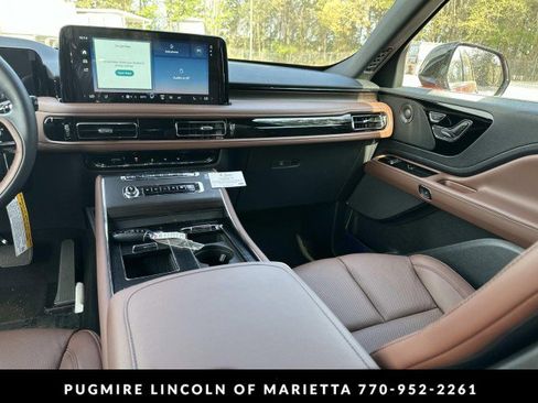 New 2026 Lincoln Aviator Reserve w/ Illumination Package image 16