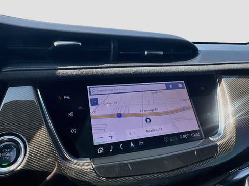 Used 2020 Cadillac XT6 Sport w/ Platinum Package AWD/4WD image 17