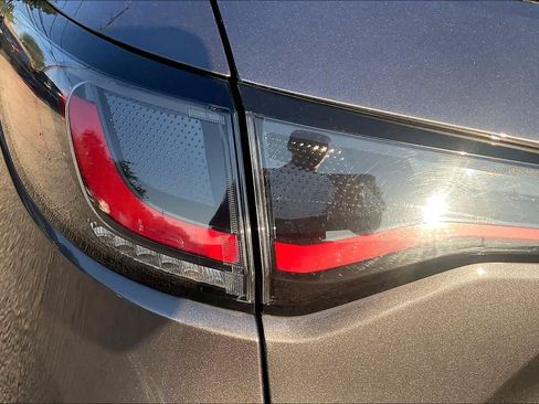 Used 2025 Honda HR-V LX image 26