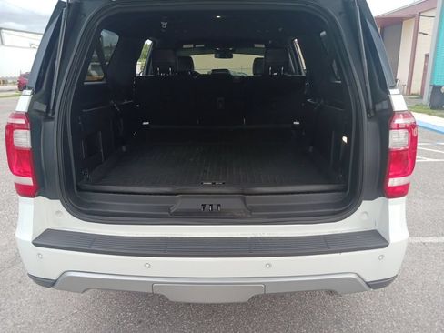 Used 2019 Ford Expedition Max XLT w/ Equipment Group 201A AWD/4WD image 21