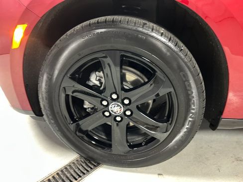 Used 2023 Buick Enclave Essence w/ Experience Buick Package image 9