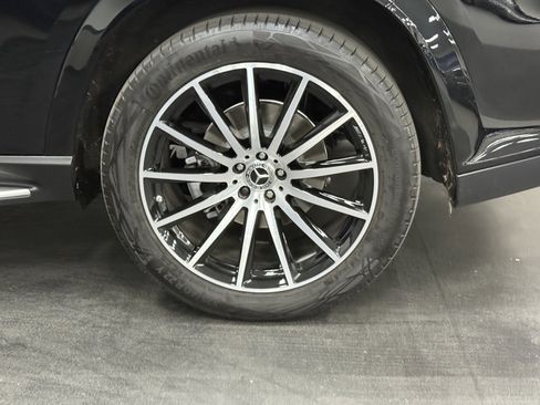 Certified 2026 Mercedes-Benz GLS 580 4MATIC image 19