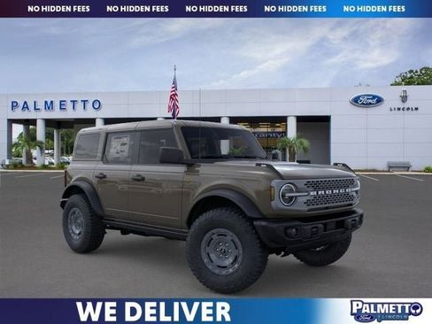 New 2025 Ford Bronco Badlands w/ Sasquatch Package AWD/4WD image 7