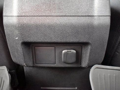 Used 2024 Toyota Tacoma SR5 w/ SR5 Upgrade Package image 19