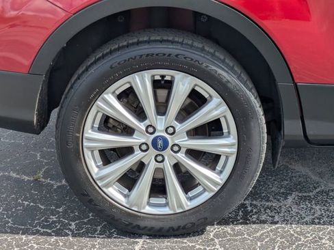 Used 2017 Ford Escape Titanium image 12