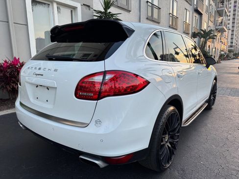 Used 2013 Porsche Cayenne image 7