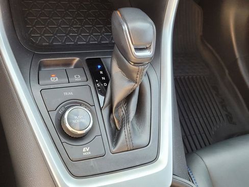 Used 2021 Toyota RAV4 XSE image 30