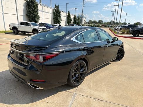 Used 2021 Lexus ES 350 F Sport w/ Special Edition FWD image 3