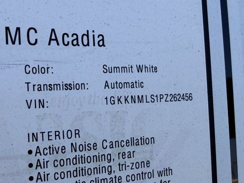 Used 2023 GMC Acadia SLT w/ Elevation Edition FWD image 32