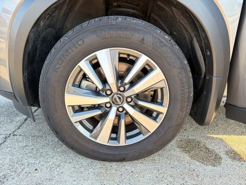 Certified 2025 Nissan Pathfinder SL w/ Cargo Package AWD/4WD image 30