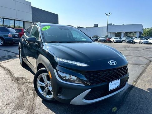 Used 2023 Hyundai Kona SEL w/ Winter Weather Package AWD/4WD image 3