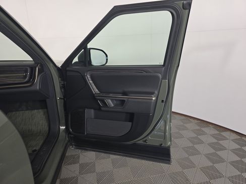 Used 2022 Rivian R1T Launch Edition AWD/4WD image 18