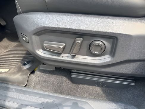 Used 2024 Toyota Tundra Capstone image 10