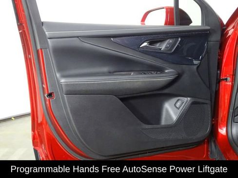 Used 2024 Chevrolet Blazer EV LT image 16