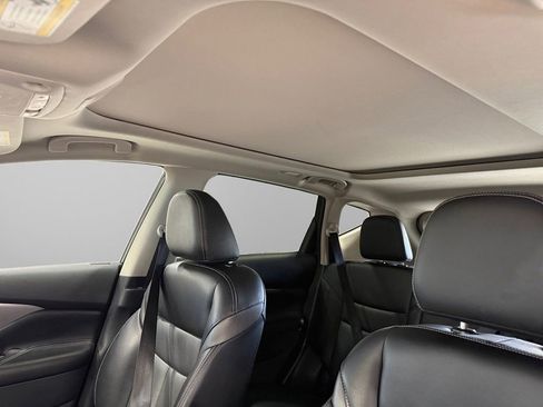 Used 2024 Nissan Murano SL image 40