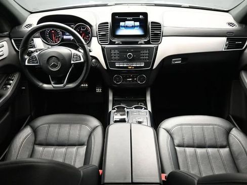 Used 2019 Mercedes-Benz GLE 43 AMG 4MATIC image 11