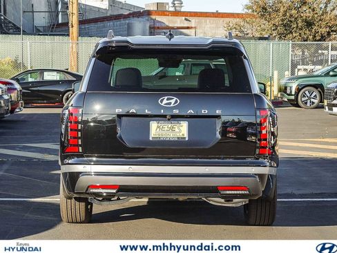 New 2026 Hyundai Palisade Limited FWD image 5