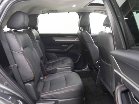 Certified 2024 MAZDA CX-90 Plug-In Hybrid w/ Preferred AWD/4WD image 12