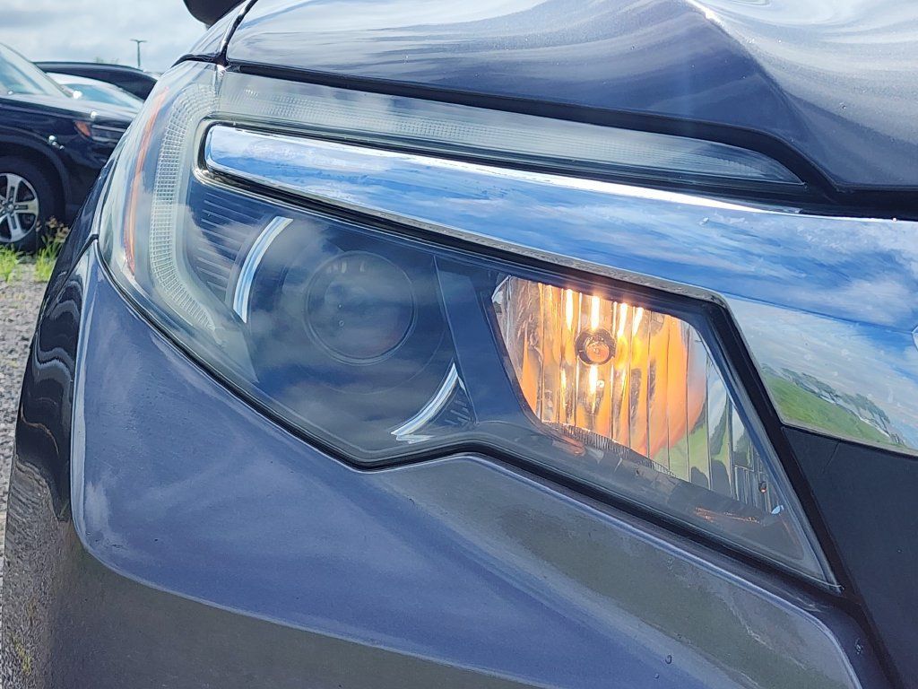 Used 2017 Honda Ridgeline RTL image 10