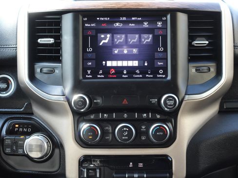 Used 2019 RAM 1500 Laramie image 18