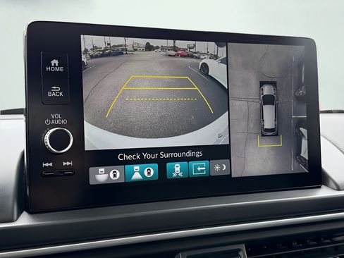 Used 2024 Honda Pilot Elite image 50
