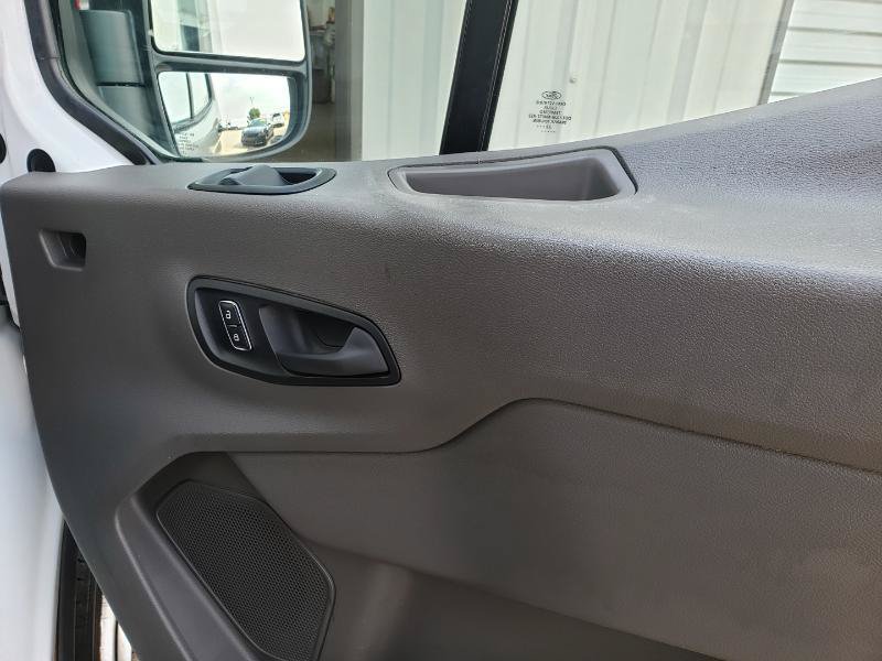 Used 2023 Ford Transit 250 148 High Roof AWD image 22