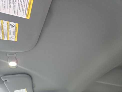 Certified 2018 Ford F150 XL w/ Equipment Group 101A Mid image 19